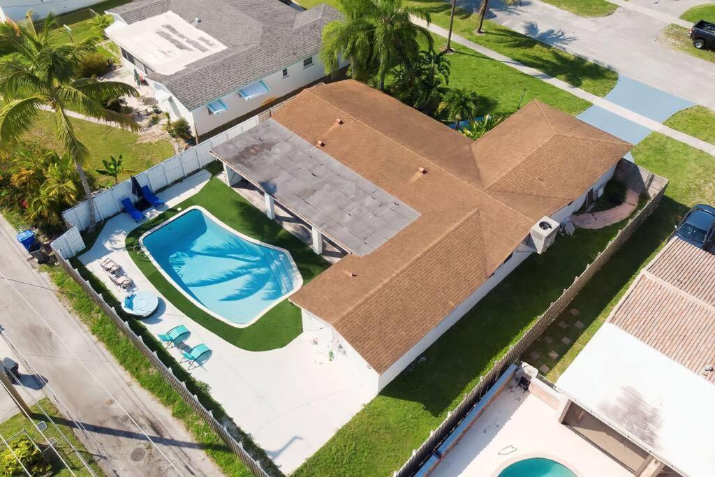 Luxurious & Modern Open Floor Plan Heated Pool Villa Hollywood Exterior foto